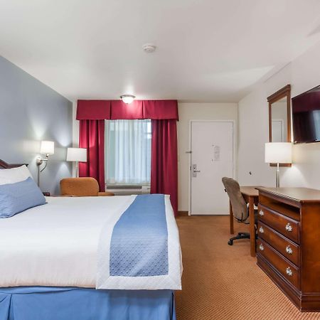 Days Inn By Wyndham Hampton Eksteriør bilde