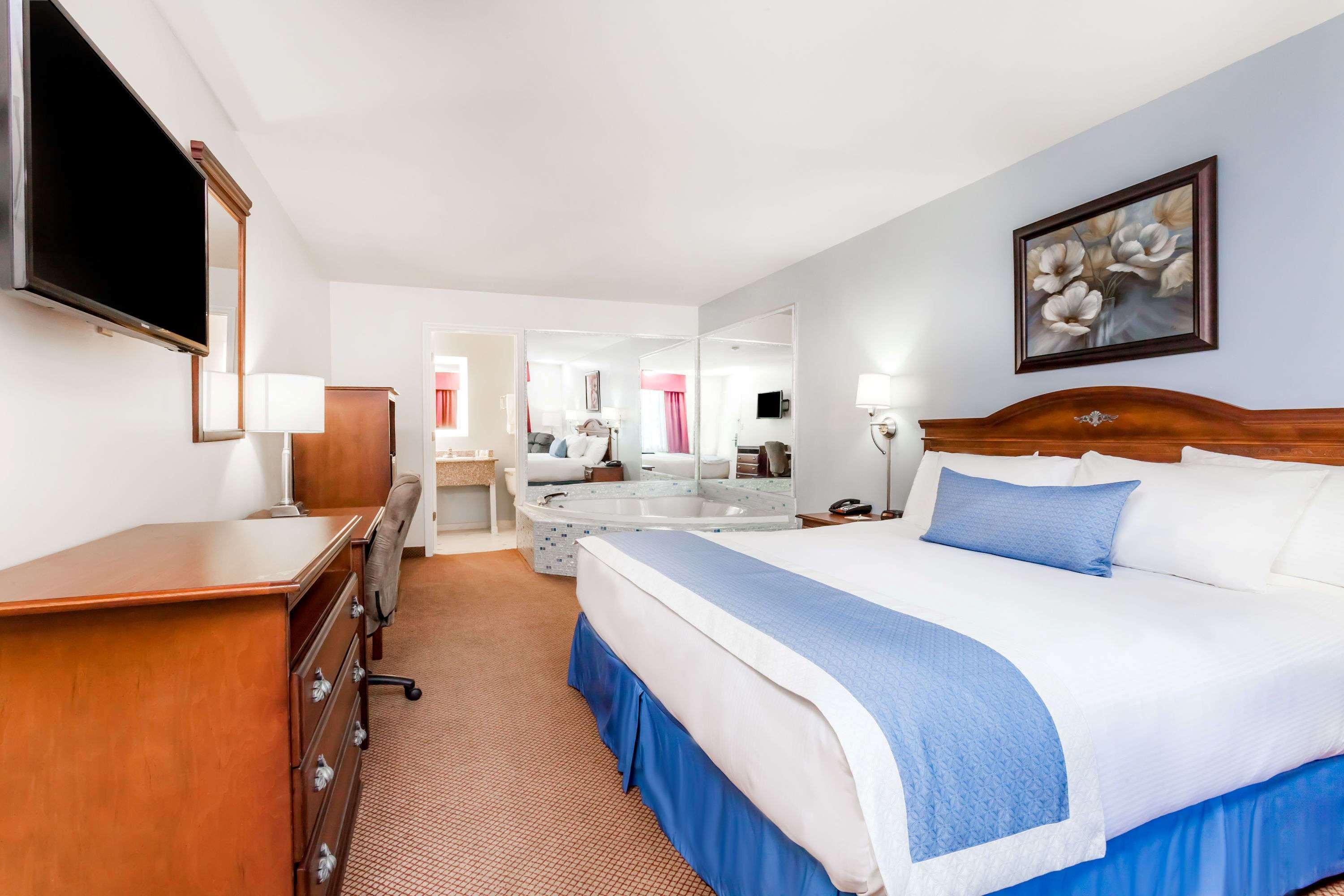 Days Inn By Wyndham Hampton Eksteriør bilde