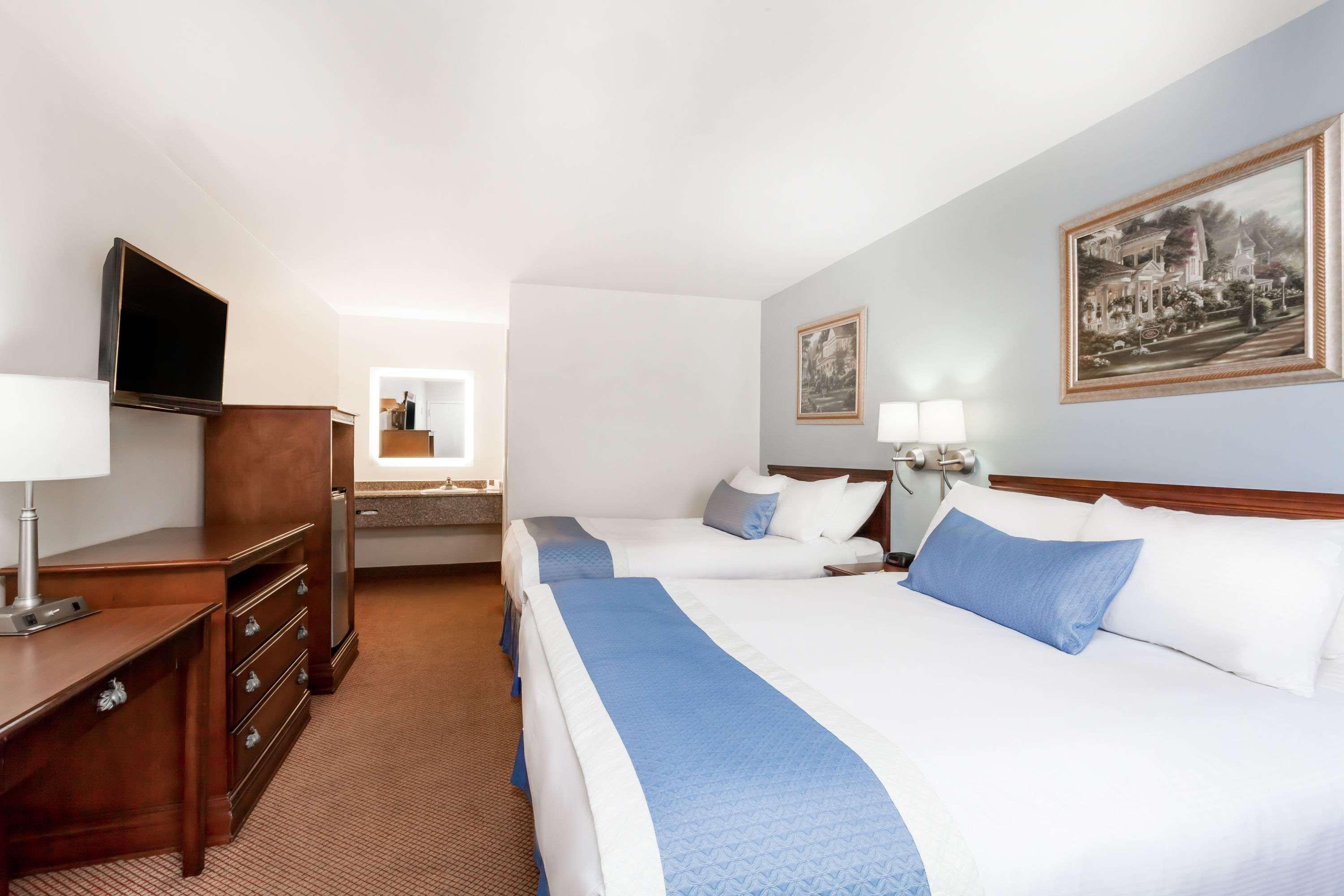 Days Inn By Wyndham Hampton Eksteriør bilde