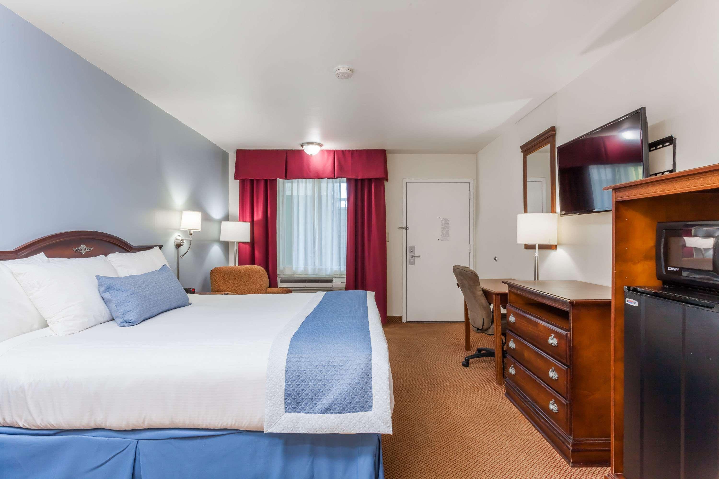 Days Inn By Wyndham Hampton Eksteriør bilde